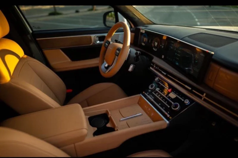 Hyundai Santa Fe 2025 - 7 Seater Car thumbnail NaN